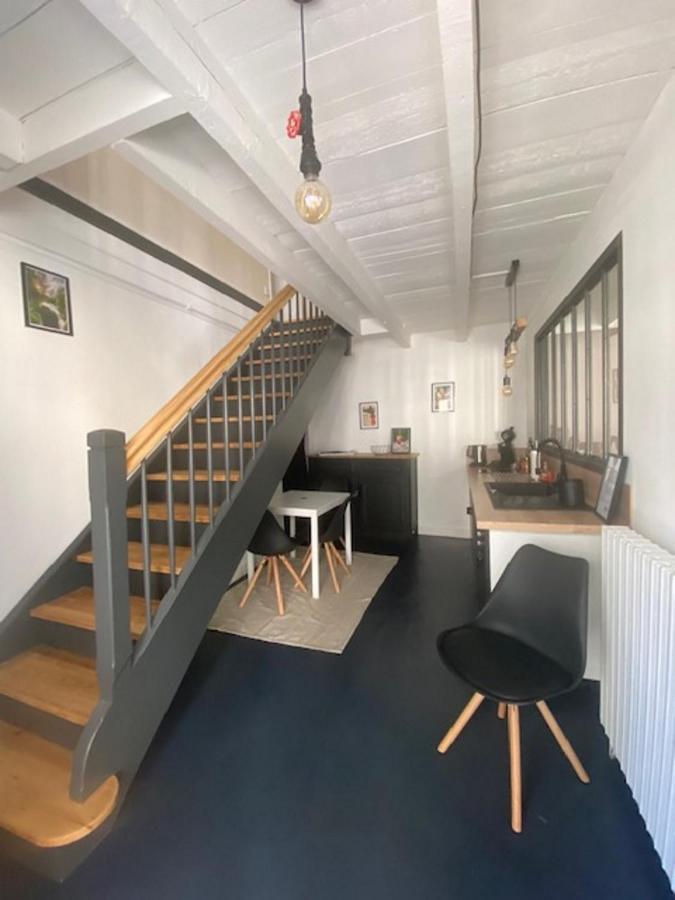 Maison de ville #toutfaireapied #proche gare Cognac Extérieur photo
