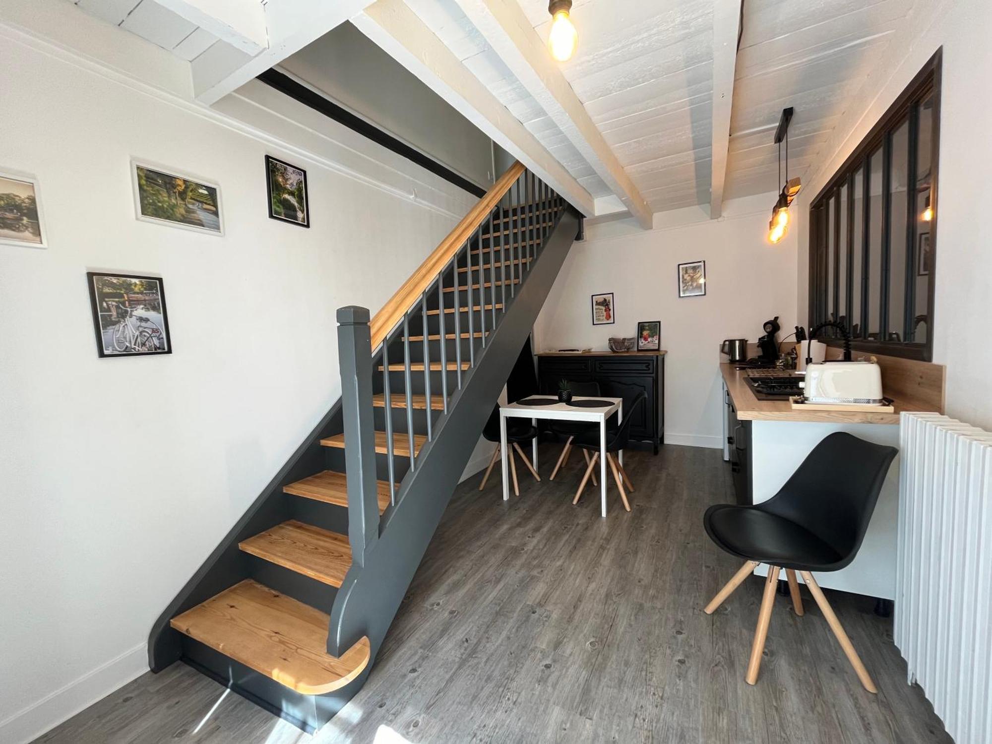 Maison de ville #toutfaireapied #proche gare Cognac Extérieur photo